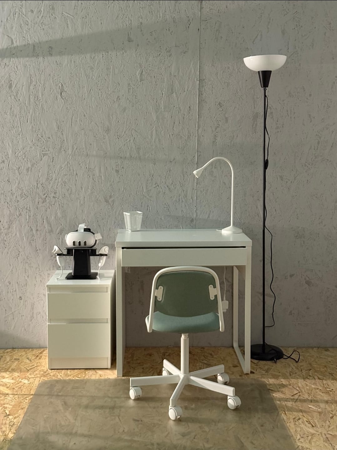 Shared coworking atmosphere at Premissa